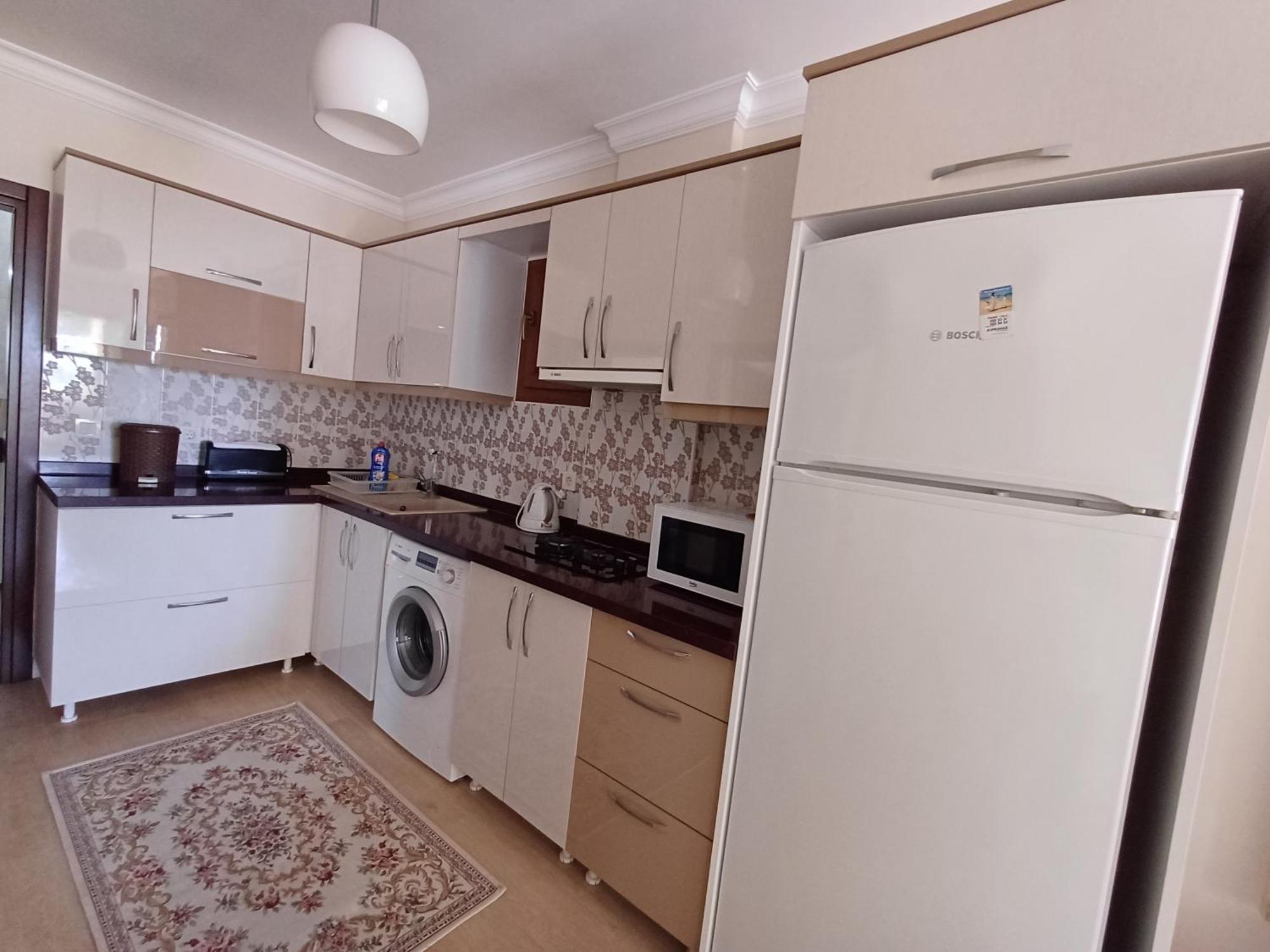 Sunset Beach Apartments Тургутрейс Екстериор снимка