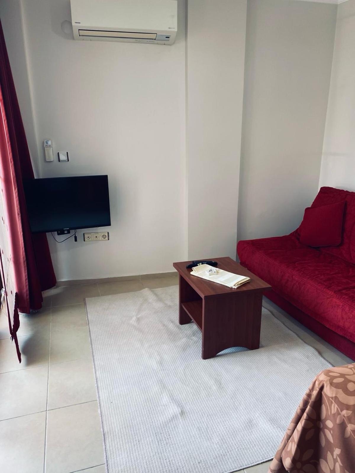 Sunset Beach Apartments Тургутрейс Екстериор снимка