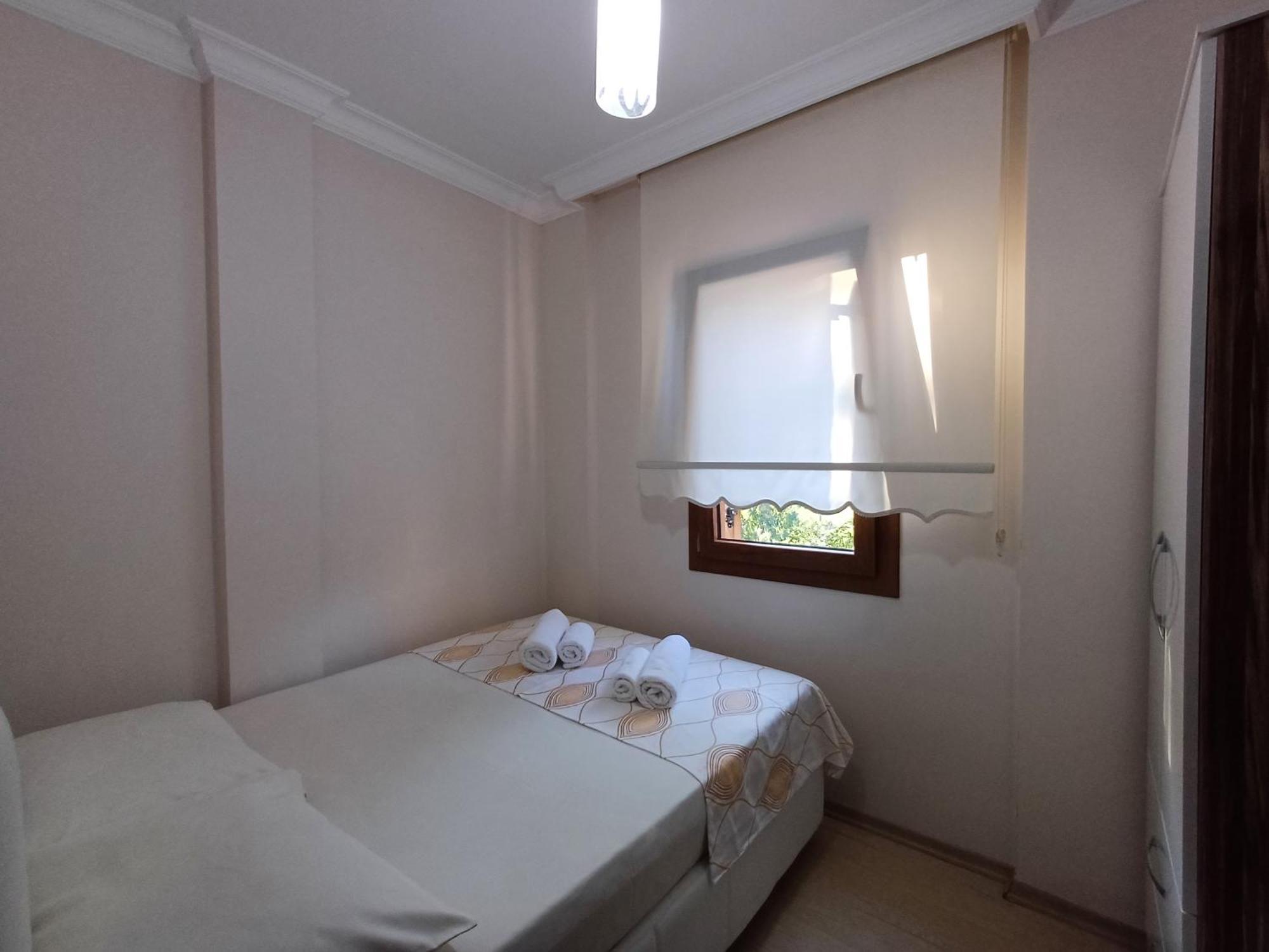 Sunset Beach Apartments Тургутрейс Екстериор снимка