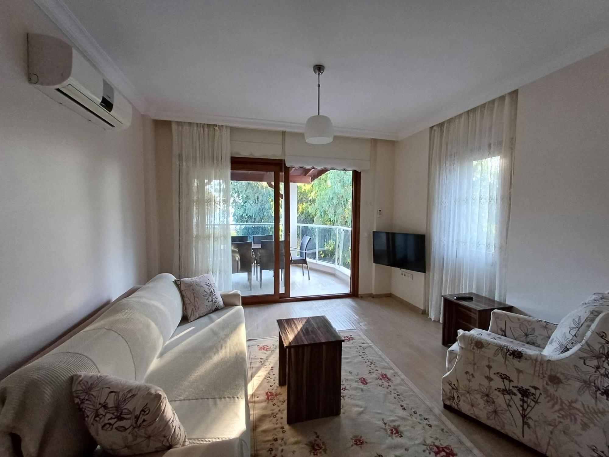 Sunset Beach Apartments Тургутрейс Екстериор снимка