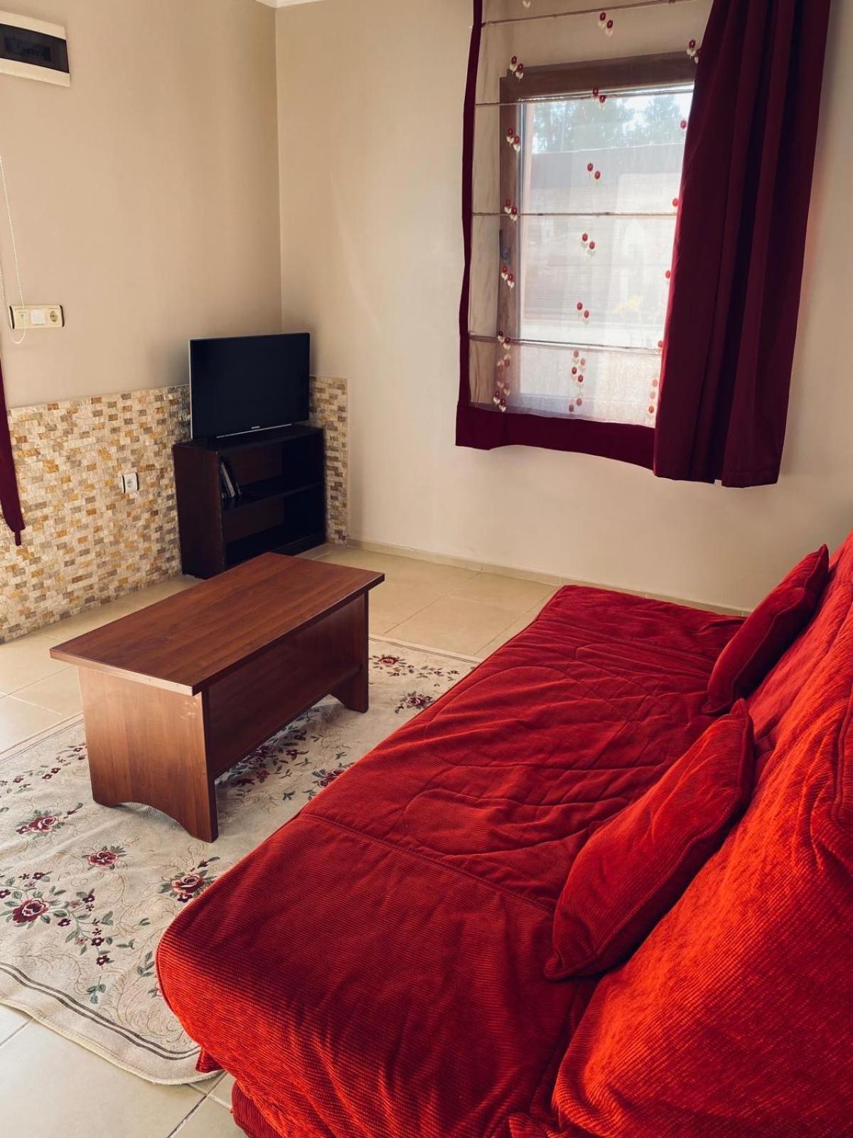 Sunset Beach Apartments Тургутрейс Екстериор снимка