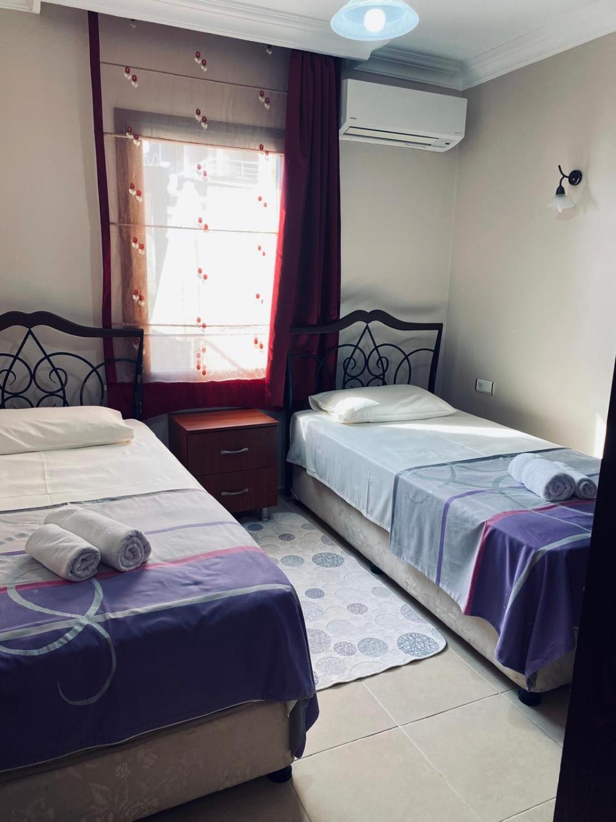 Sunset Beach Apartments Тургутрейс Екстериор снимка