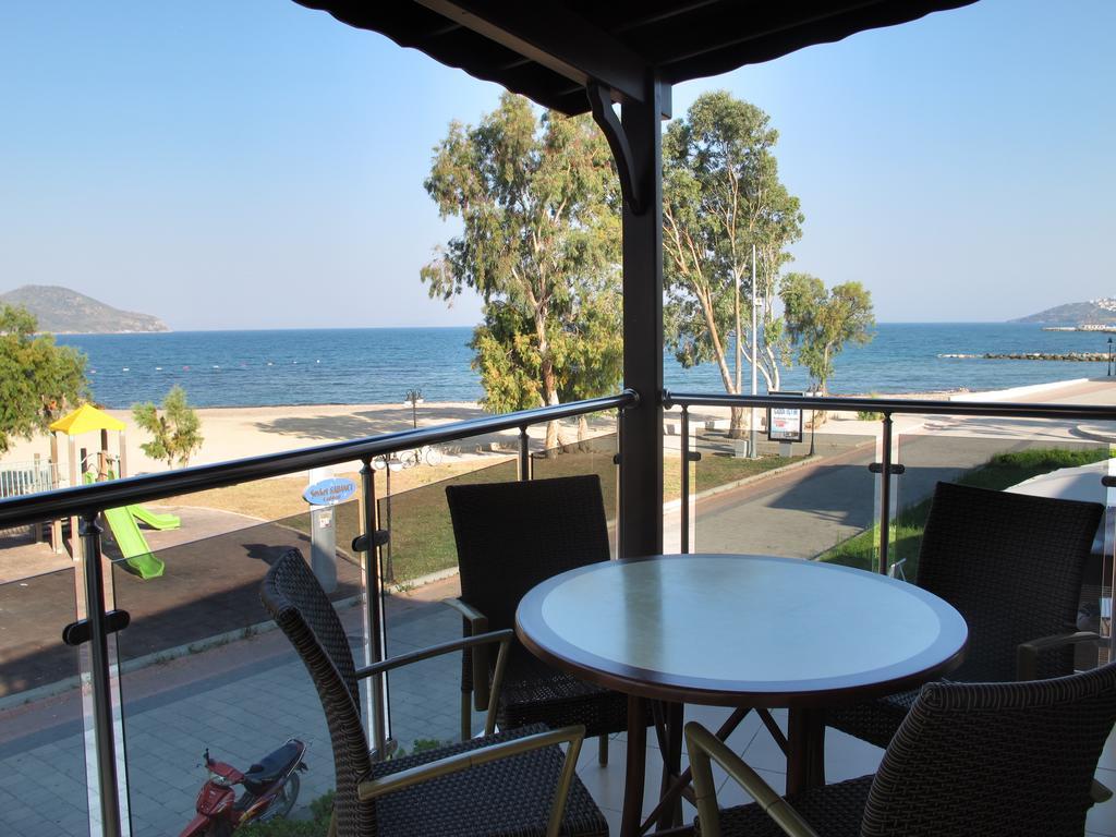 Sunset Beach Apartments Тургутрейс Стая снимка